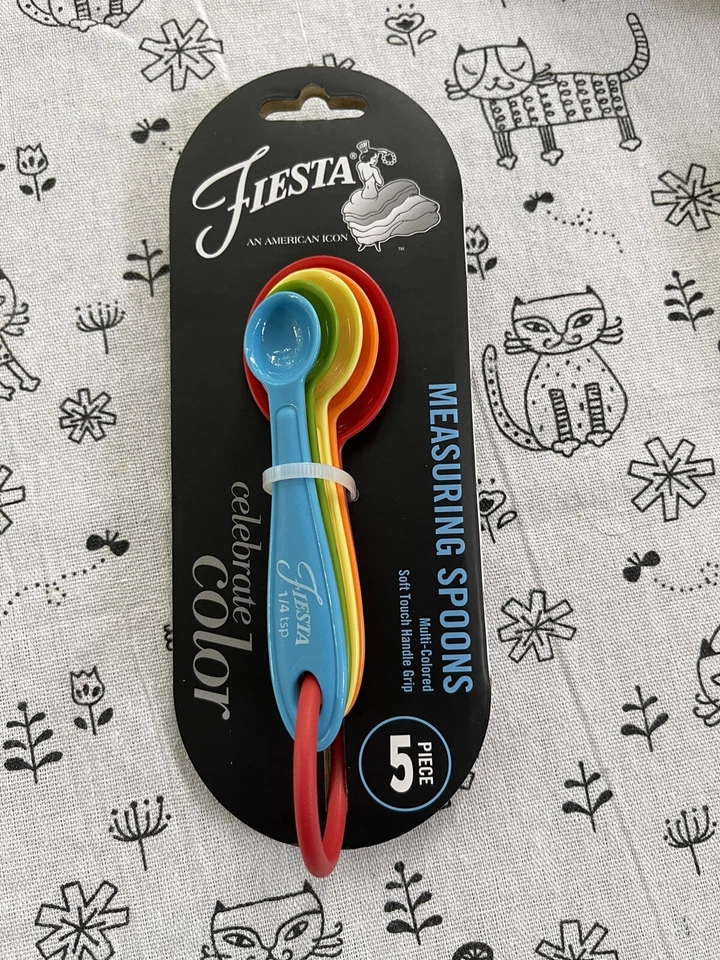 Fiesta 5-Piece Measuring Spoons | Fiestaware Go-Along Peacock Shamrock Scarlet - Image 1 of 1