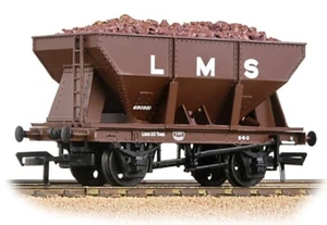 Bachmann 37-509 LMS 24T Ore Hopper, Bauxite, With Load - Picture 1 of 4
