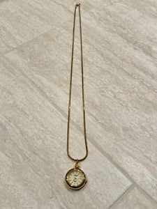 Vintage Vivani goldfarbene Strass Damen Anhänger Quarzuhr Halskette Uhr - Bild 1 von 8