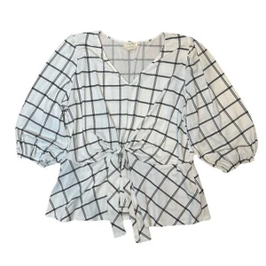 Top piuma e fiori taglie forti 2x bianco nero peplo cravatta davanti manica 3/4 XXL - Foto 1 di 9