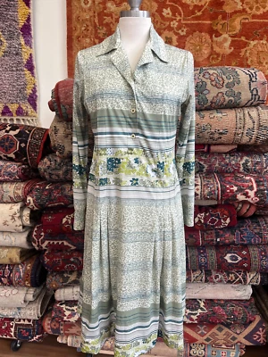 Винтажное итальянское платье 70 футов из мягкой лайкры с цветочным принтом размер M - Изображение 1 из 4