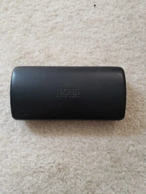 Estuche Gafas Hugo Boss Marrón Foto 1 de 4