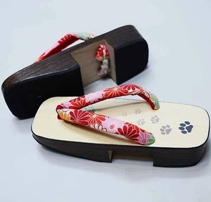 sandali donna paulownia geta misura 24 cm (taglia libera) made in Japan, fantasia gatto - Foto 1 di 3
