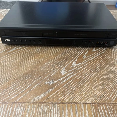 JVC HR-XVC11B DVD/VCR Combo  Tested No Remote - Image 1 of 4