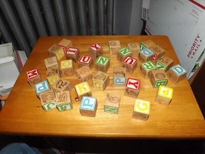 VINTAGE WOODEN BLOCKS TOYCRAFT (34) STAMPED JAPAN - NUMBERS LETTERS ANIMALS - Picture 1 of 5