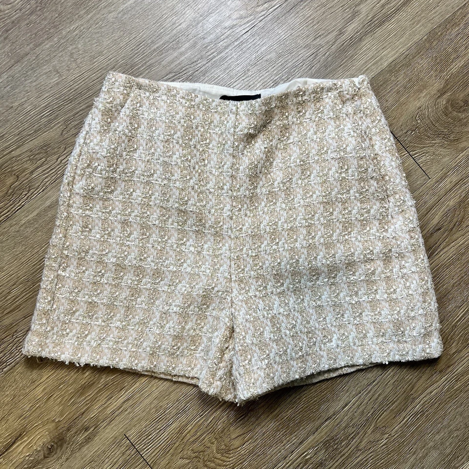 Pantalones Cortos Express Para Mujer 2 Tweed Metálicos Dorados Cintura Alta Disco Preppy Vacaciones Foto 1 de 4