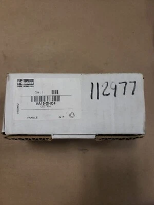 PARKER VA15-XHC4 / VA15XHC4 (BRAND NEW OLD STOCK) - Image 1 of 3