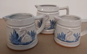 Vintage GIFTCO Stoneware Measuring Cups Hand Painted Swans Set 3 Swan Blue - Picture 1 of 3