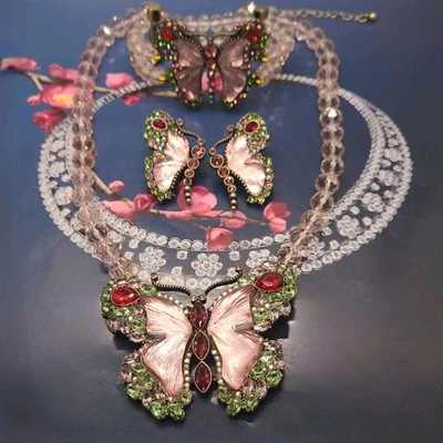 Vintage Estate Signed Heidi Daus Crystal Encrusted Butterfly Gold Necklace - Image 1 of 4