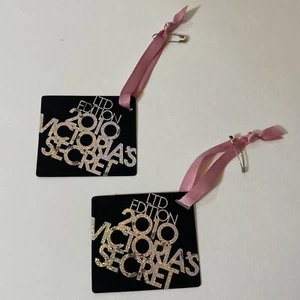 Victoria's Secret Fashion Show 2010 Collectible Display Tags - Picture 1 of 6