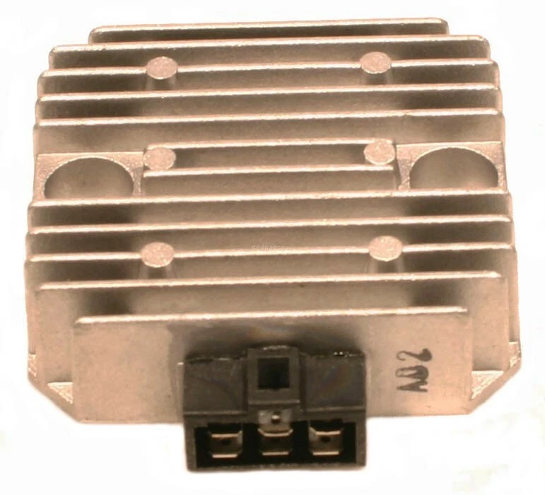 Kawasaki ZL 600 Eliminator, 1986-1987, regulador de voltaje - 21066-1055 Foto 1 de 1