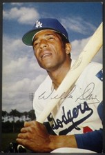 1971 Ticketron Willie Davis - Los Angeles Dodgers Player of the Week - Very Good