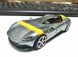 Bburago 1:43 Ferrari Monza SP1 Metal Model Car New in Box - Picture 1 of 6