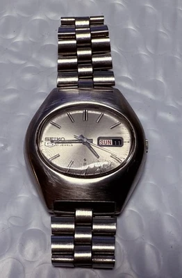 Seiko 5 Automatic 6119-5421 21 Jewels 1972 Japan Vintage Running Watch - image 1 of 4