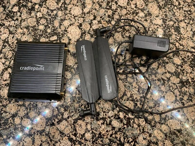 Cradlepoint IBR1100LP6 Mobile 5Ghz Router - Image 1 of 4