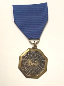 IOWA SCHOOL MUSIC ENSEMBLE CONTEST PIN & RIBBON - Picture 1 of 4
