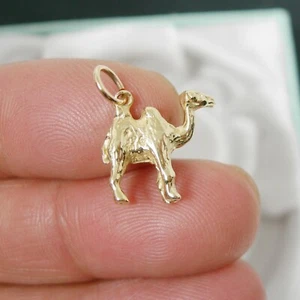 Desert Camel Animal Solid 3D Charm Pendant Genuine 375 9k 9ct Yellow Gold, C2814 - Picture 1 of 7