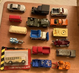 Lote de 15 autos diecast vintage y recientes Hot WHEELS/Matchbox - Imagen 1 de 9