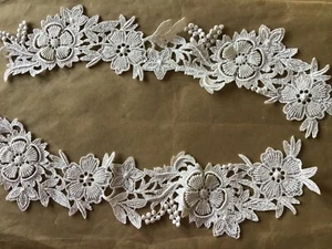 3 PRS WUNDERSCHÖNE NATÜRLICHE BRAUT BLUMEN VISKOSE VENISE APPLIKATION - Bild 1 von 4