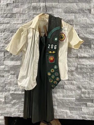 VTG Girl Scouts Uniform Women Beret Dress Sash Pins Badge 50s 60s Seattle - Image 1 of 4