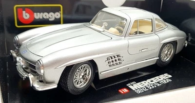 Burago 1/18 Scale Diecast 3013 - 1954 Mercedes Benz 300 SL - Silver/Cream Int - Image 1 of 4