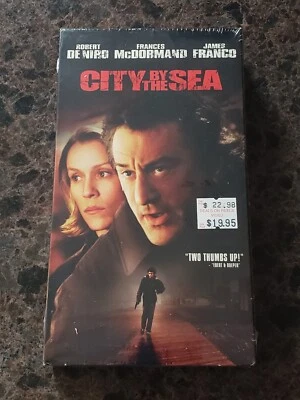 BRAND NEW City By The Sea (VHS; 2001) Robert DeNiro RARE Sealed OOP Watermarks - Imagem 1 de 4