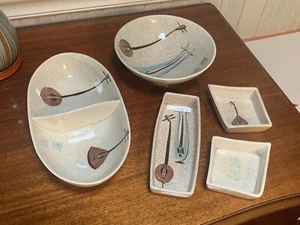 VINTAGE MCM RED WING POTTERY 5 Pcs. LUTE SONG DIVIDED BOWL SERVING RELISH - Picture 1 of 15