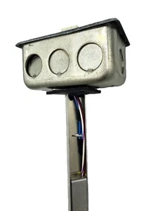 EDPAC 061002 JOHNSON CONTROLS HE-6100-2 TEMPRATURE / HUMIDITY SENSOR ASSEMBLY - Picture 1 of 4
