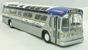 Corgi Classics US54307 GM 5300 Fishbowl Bus - Greyhound New York World Fair - Picture 1 of 10