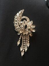 1960's.Big bold CRYSTAL brooch in silver tone setting in PERFECT CONDITION