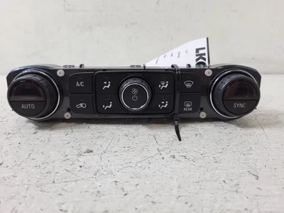 2018-2023 GMC Acadia Front AC Heat Temperature Control Unit OEM LKQ - Image 1 of 4
