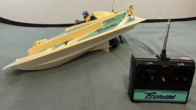 VTG RadioShack R/C Tsunami Speedboat 60-4240 NIOB Expert Driver Supercharged - Image 1 of 4