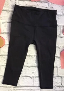 Lululemon 6 SM Capri marineblau Netzhose Yoga neu ohne Etikett Athletica Schrittlänge 15,5 Zoll - Bild 1 von 8