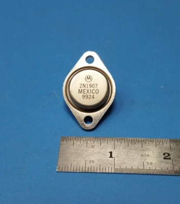 Power Bipolar Transistor, 2N1907, Motorola, TO-3, Metal, 2 Pin - Image 1 of 3