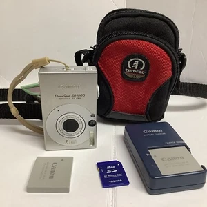 Canon PowerShot Digital ELPH SD1000 7.1MP Digital Camera - Silver Bundle Tested - Picture 1 of 11