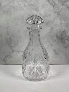 Crystal Decanter & Stopper 1.5 Pints Clear Cut Glass Fern Leaf Design 25cm - Picture 1 of 15