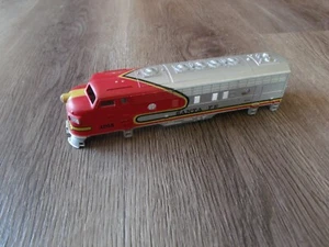 VINTAGE HO ZUGWAGEN SANTA FE SHELL MOTOR 6 1/2 ZOLL LANG - Bild 1 von 3