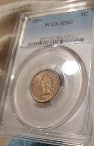 1859 Indian Head cent, PCGS MS62, Magnificent for its lustre and toning - Picture 1 of 6