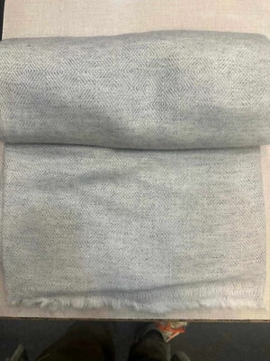 100% Natural Cashmere Blanket -  Herringbone Pattern - Hand Made in Nepal - - Image 1 of 4