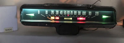 Pontiac Grand Prix 1963-1964 velocímetro/intrustment cluster 98242 millas mostrado Foto 1 de 4