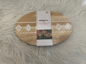Target Bullseye Playground 2022 Wooden Folding Tray Oval Charcuterie Board NEW - Picture 1 of 4