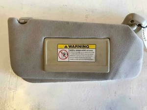 2003 - 2005 FORD EXPEDITION Front Sun Visor w/ Mirror Light Passenger Right Used - Picture 1 of 15