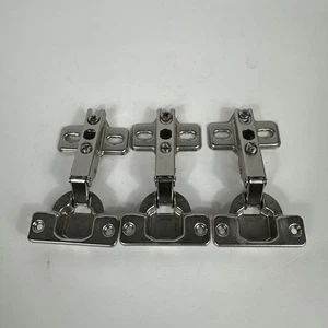 3 Stück Blum Modul Schrankscharnier 100° selbstschließend 70.255 / 193L810-01 Montage - Bild 1 von 13