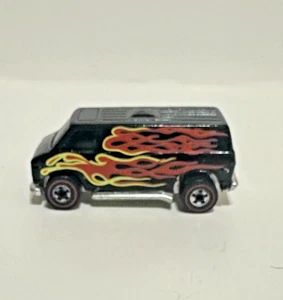 Hot Wheels Redlines SUPER VAN Black with Flames - 1975 Flying Colors - Picture 1 of 6