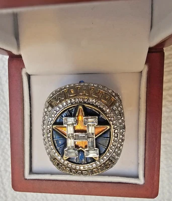Houston Astros - Campeones de la Serie Mundial 2017 - Anillo réplica José Altuve Foto 1 de 4
