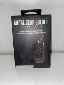 Metal Gear Solid Delta Daumengriffe & Erkennungsmarken Halskette  - Bild 1 von 4