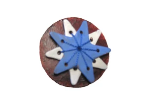 Vintage Studio Leather Patriot Red, White, Blue Stars Button, Painted, Signed, N - Picture 1 of 6