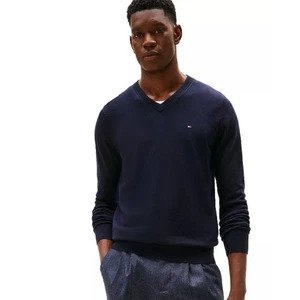 Suéter Tommy Hilfiger Para Hombre Cuello en V Algodón Pima Calce Clásico Azul Talla Grande Azul Marino - Imagen 1 de 10