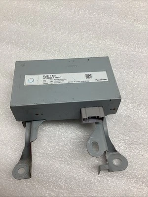 Toyota Prius Prime PHEV 2017-2020 módulo de control inversor de batería delantera OEM Foto 1 de 4