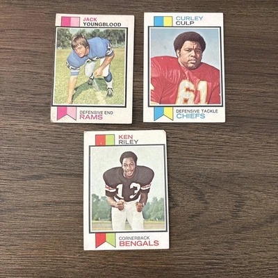 (3) 1973 Topps Football HOFer RC Lot -- w/  YOUNGBLOOD  +  CULP  +  RILEY - Image 1 of 4